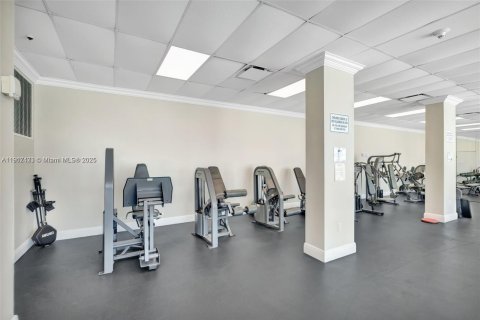 Condo in Miami Beach, Florida, 1 bedroom  № 1972178 - photo 20