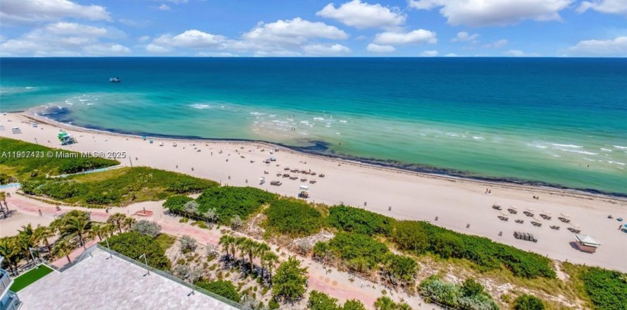 Condo in Miami Beach, Florida, 1 bedroom  № 1972178