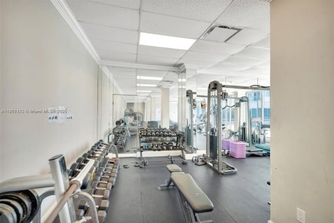 Condo in Miami Beach, Florida, 1 bedroom  № 1972178 - photo 24