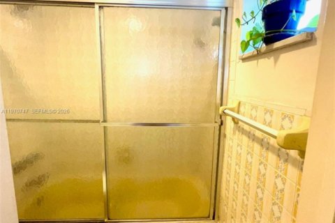 Condominio en venta en Miami Beach, Florida, 1 dormitorio, 70.98 m2 № 2033010 - foto 22