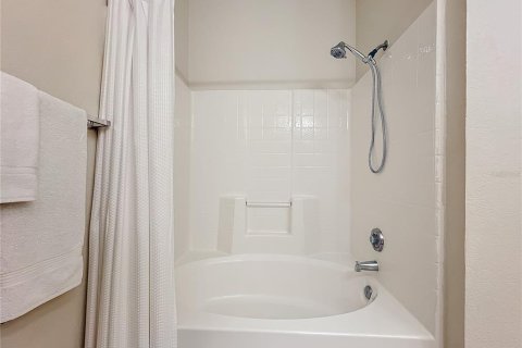 Condo in Clearwater, Florida, 1 bedroom  № 1721239 - photo 16