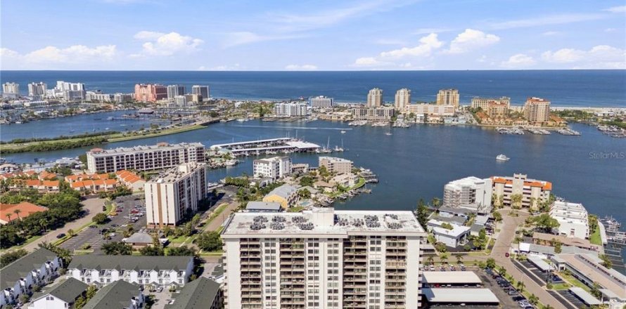 Condo à Clearwater, Floride, 2 chambres  № 2289892