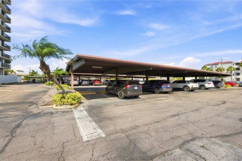 Copropriété à vendre à Clearwater, Floride: 2 chambres, 115.2 m2 № 2289892 - photo 23