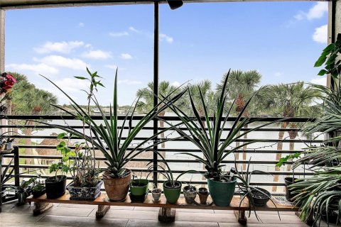 Condominio en venta en Pembroke Pines, Florida, 2 dormitorios, 94.85 m2 № 2051268 - foto 5