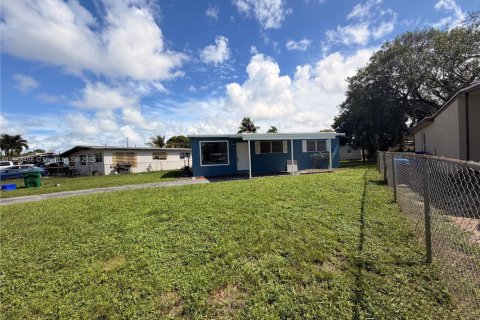 Villa ou maison à vendre à Fort Lauderdale, Floride: 3 chambres, 85.47 m2 № 1941432 - photo 6
