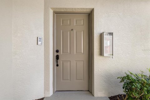Condo in Port Charlotte, Florida, 3 bedrooms № 2237045 - photo 10