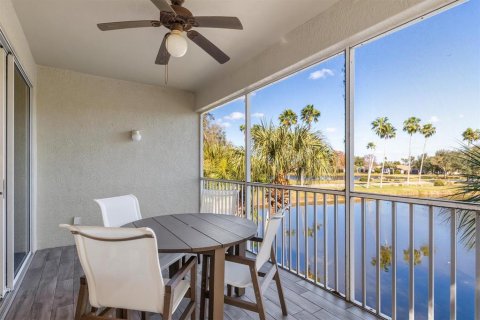 Condo in Port Charlotte, Florida, 3 bedrooms № 2237045 - photo 5
