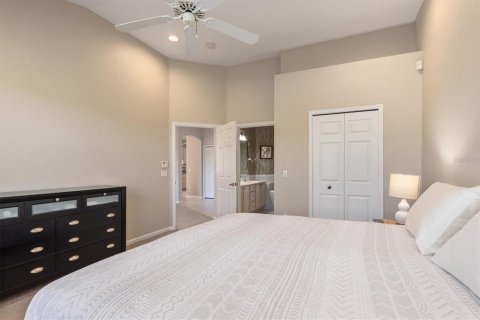 Condo in Port Charlotte, Florida, 3 bedrooms № 2237045 - photo 19