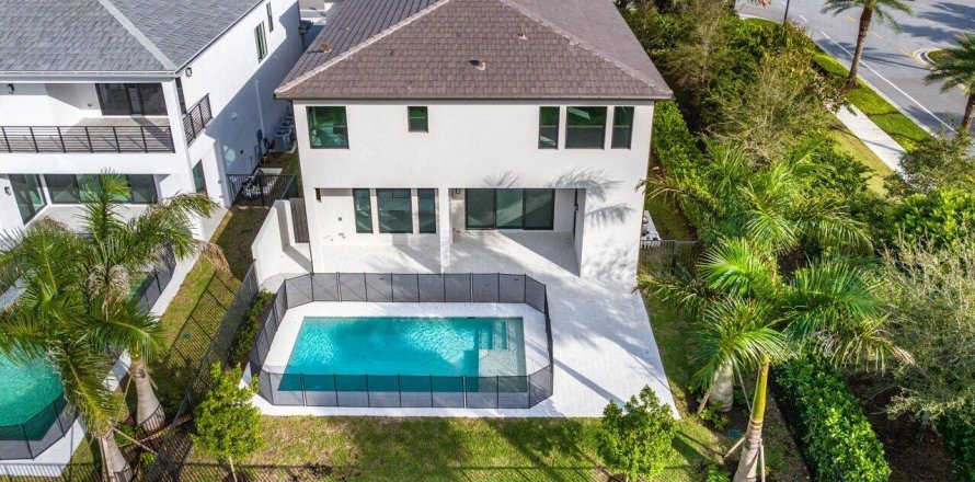 Villa ou maison à Boca Raton, Floride 6 chambres, 480.3 m2 № 909031