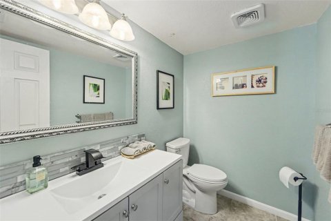 House in Clearwater, Florida 4 bedrooms, 402.08 sq.m. № 2234790 - photo 20