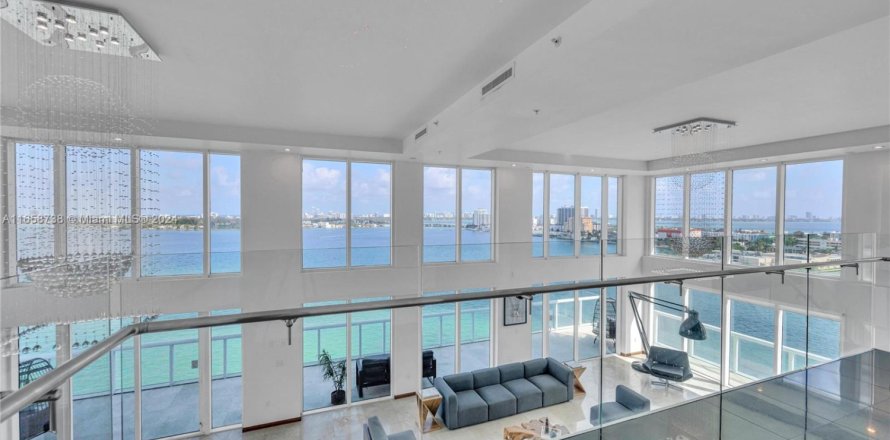 Immobilier commercial à North Bay Village, Floride 141.58 m2 № 1959013