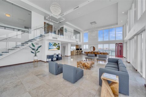 Immobilier commercial à vendre à North Bay Village, Floride: 141.58 m2 № 1959013 - photo 12