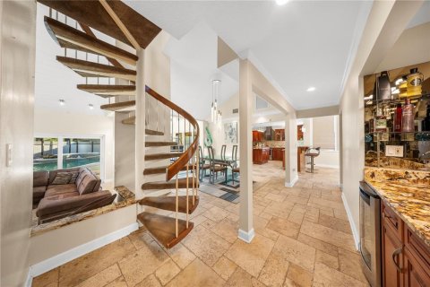 House in Tampa, Florida 4 bedrooms, 313.64 sq.m. № 2167542 - photo 12