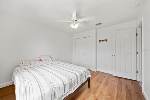 House in Davenport, Florida 4 bedrooms, 220.55 sq.m. № 1820449 - photo 25