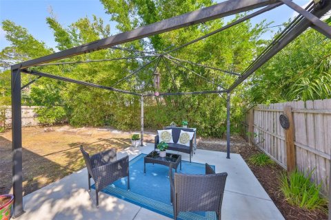 House in Saint Petersburg, Florida 2 bedrooms, 94.76 sq.m. № 1673438 - photo 25