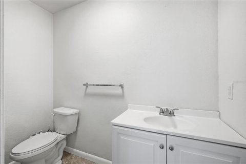 House in Tampa, Florida 3 bedrooms, 149.57 sq.m. № 2393477 - photo 16