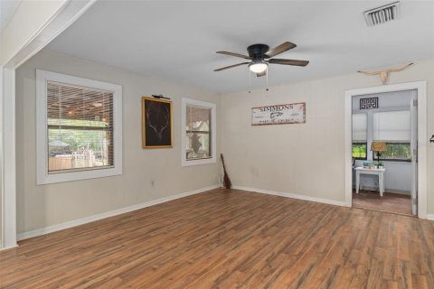 House in Inverness, Florida 2 bedrooms, 91.97 sq.m. № 1899562 - photo 12