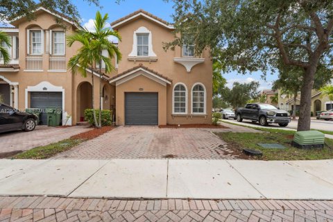 Touwnhouse à Homestead, Floride 4 chambres, 182.55 m2 № 2068466