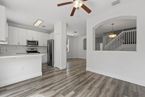 Touwnhouse à vendre à Homestead, Floride: 4 chambres, 182.55 m2 № 2068466 - photo 10