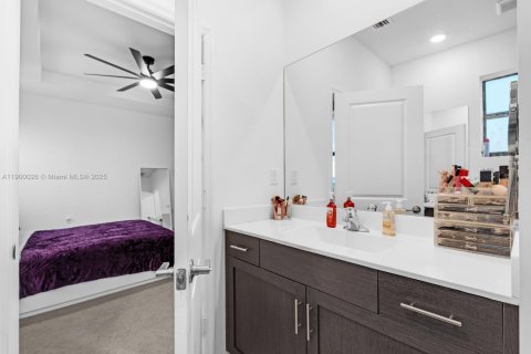 Adosado en venta en Miami, Florida, 3 dormitorios, 143.44 m2 № 1951900 - foto 11