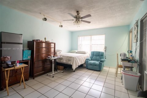 Townhouse in Miami, Florida 3 bedrooms, 102.56 sq.m. № 2054994 - photo 7