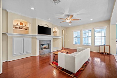House in Orlando, Florida 5 bedrooms, 314.29 sq.m. № 1901620 - photo 18