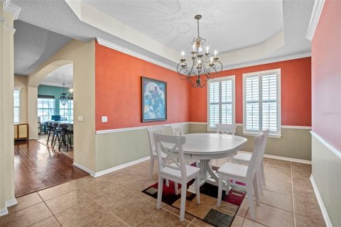 House in Orlando, Florida 5 bedrooms, 314.29 sq.m. № 1901620 - photo 17