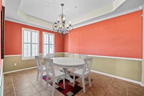 House in Orlando, Florida 5 bedrooms, 314.29 sq.m. № 1901620 - photo 16