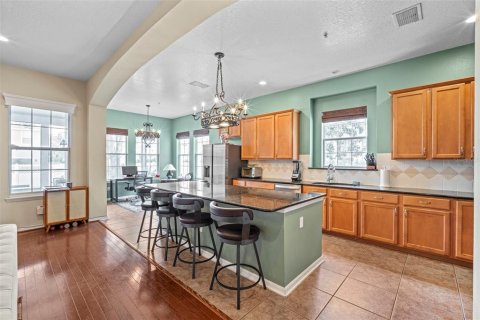 House in Orlando, Florida 5 bedrooms, 314.29 sq.m. № 1901620 - photo 27