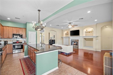 House in Orlando, Florida 5 bedrooms, 314.29 sq.m. № 1901620 - photo 23