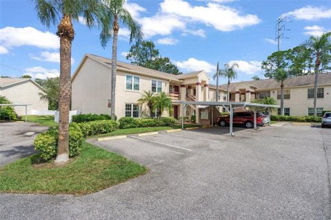 Condo in New Port Richey, Florida, 2 bedrooms  № 2386111