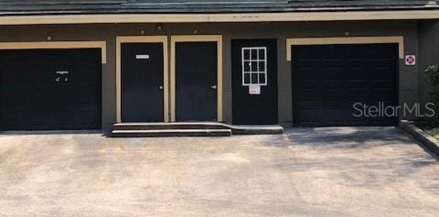 Condominio en Lake Mary, Florida, 2 dormitorios № 1914320