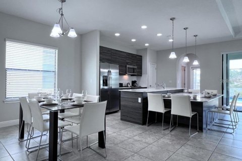 Villa ou maison à vendre à Haines City, Floride: 6 chambres, 272.58 m2 № 2426006 - photo 3