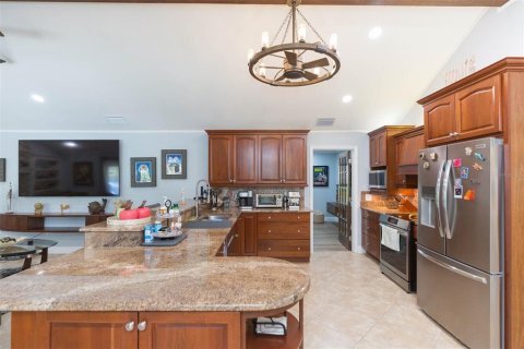 Villa ou maison à vendre à Valrico, Floride: 4 chambres, 230.77 m2 № 2334145 - photo 17