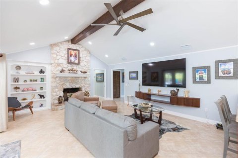 Villa ou maison à vendre à Valrico, Floride: 4 chambres, 230.77 m2 № 2334145 - photo 14