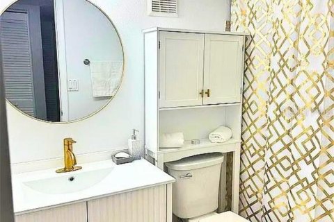 Condo in Clearwater, Florida, 2 bedrooms  № 1847312 - photo 21