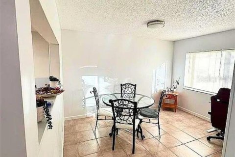 Condo in Clearwater, Florida, 2 bedrooms  № 1847312 - photo 16