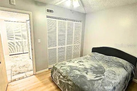 Condo in Clearwater, Florida, 2 bedrooms  № 1847312 - photo 12