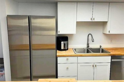 Condo in Clearwater, Florida, 2 bedrooms  № 1847312 - photo 4