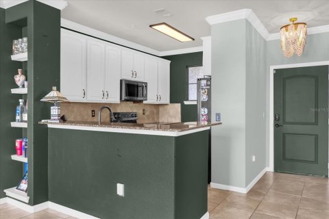Condo in Davenport, Florida, 3 bedrooms  № 1879793 - photo 11