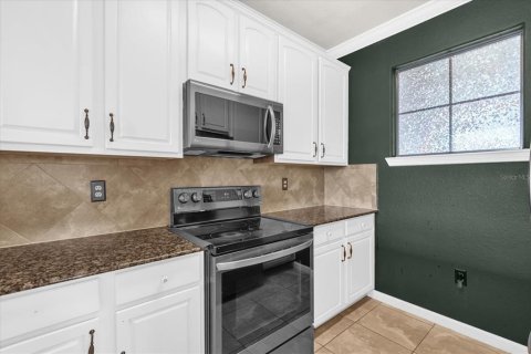 Condo in Davenport, Florida, 3 bedrooms  № 1879793 - photo 9