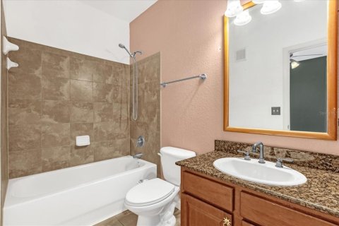 Condo in Davenport, Florida, 3 bedrooms  № 1879793 - photo 17