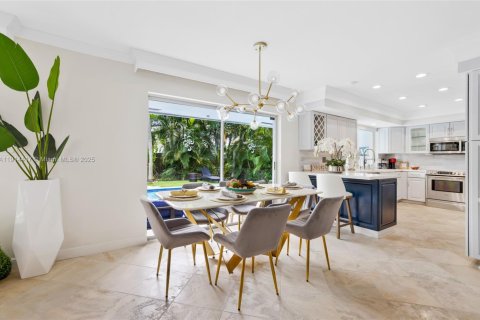 Villa ou maison à vendre à Fort Lauderdale, Floride: 3 chambres, 141.68 m2 № 2082428 - photo 13