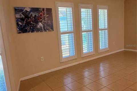 House in Tarpon Springs, Florida 4 bedrooms, 183.76 sq.m. № 1866374 - photo 9