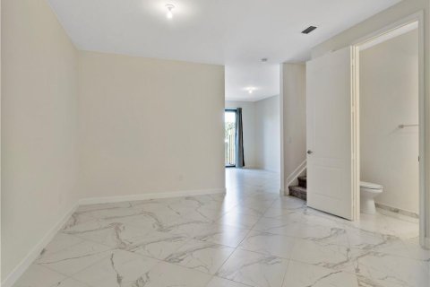 Townhouse in Boynton Beach, Florida 3 bedrooms, 163.04 sq.m. № 2087132 - photo 9