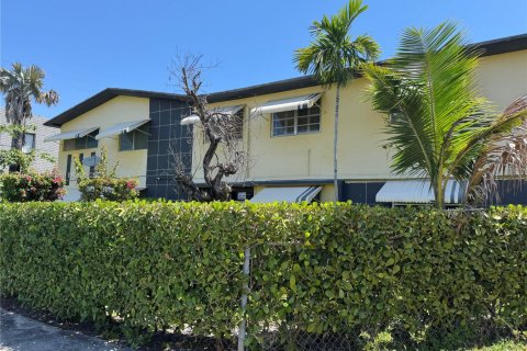 Condo in North Miami Beach, Florida, 2 bedrooms  № 1735750 - photo 20