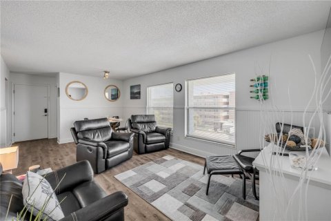 Copropriété à vendre à New Smyrna Beach, Floride: 1 chambre, 64.75 m2 № 1722658 - photo 12