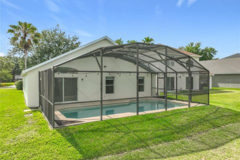 House in Orlando, Florida 4 bedrooms, 199.93 sq.m. № 2095626 - photo 7