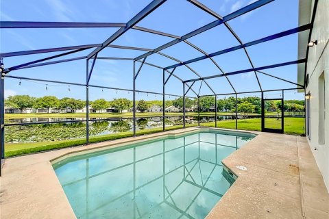 House in Orlando, Florida 4 bedrooms, 199.93 sq.m. № 2095626 - photo 10