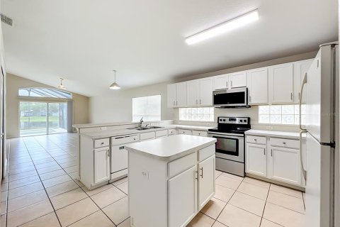 House in Orlando, Florida 4 bedrooms, 199.93 sq.m. № 2095626 - photo 21